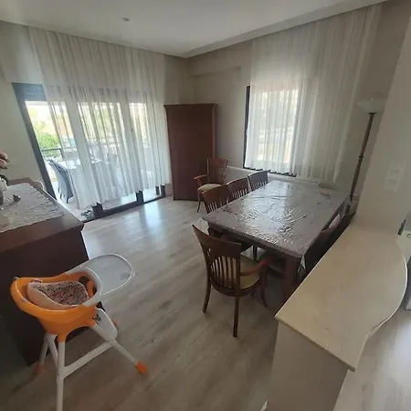 Villa Center With Pool Leylacanhouse Cesme