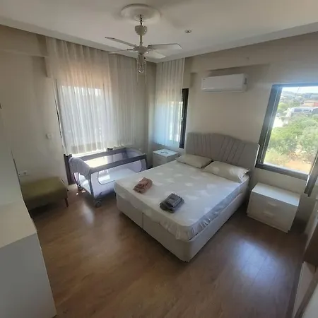 Center With Pool Leylacanhouse Çeşme